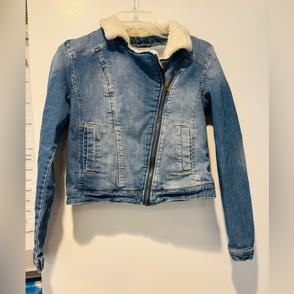 MOSSIMO Denim Jacket, Size Medium